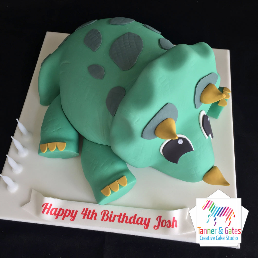 3D Stegasaurus Dinosaur Cake