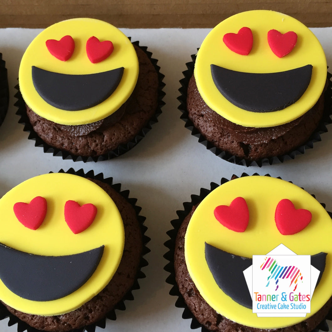 Emoji Cupcakes - Love