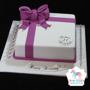Big Bow Birthday Cake (Square)